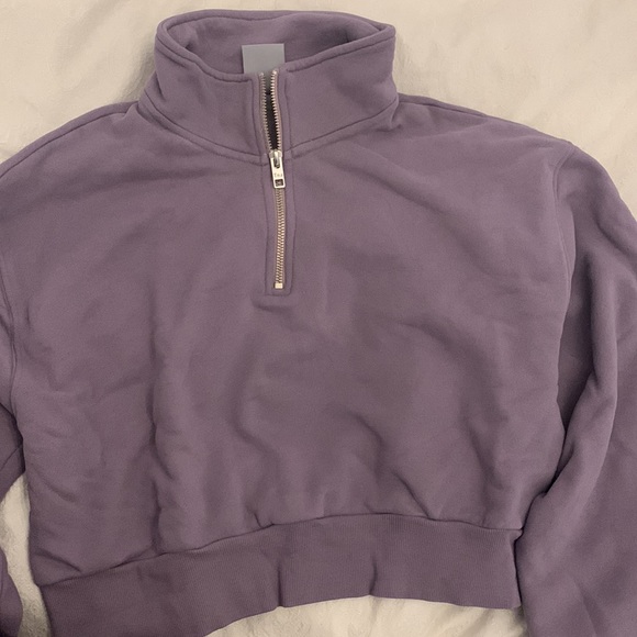 Purple cropped zip up aritzia sweater - Picture 2 of 3
